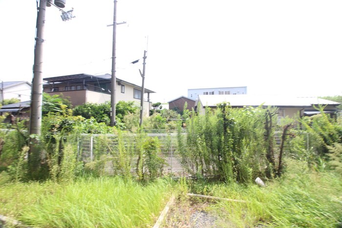 物件内観写真16　(室内からの展望)