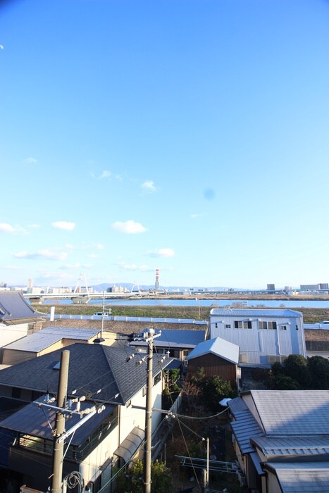 物件内観写真22　(室内からの展望)