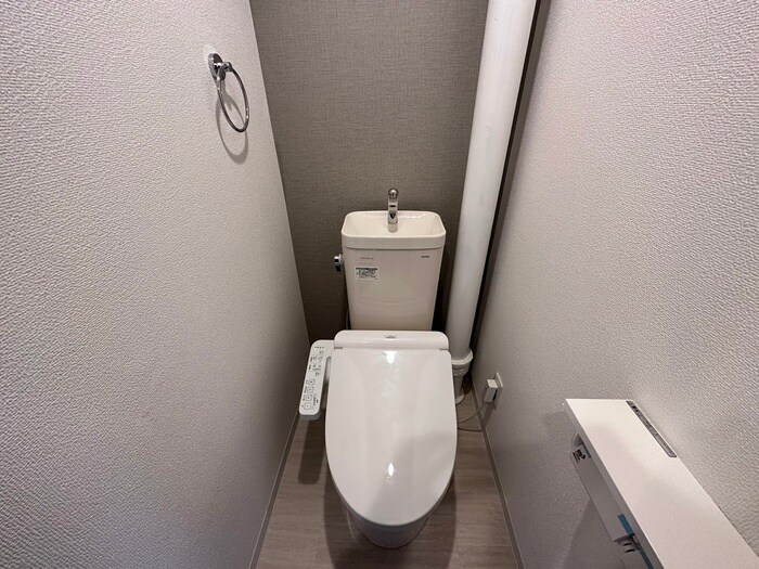 物件内観写真16　(トイレ)