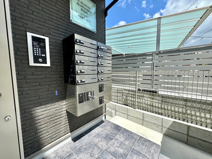 物件外観写真4　(建物設備)