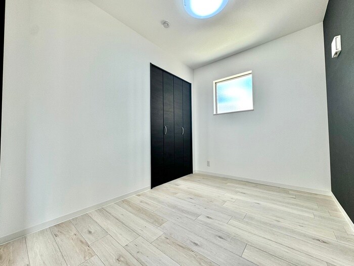 物件内観写真13　(居室)