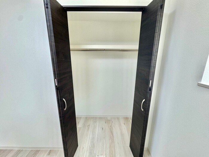 物件内観写真16　(収納)
