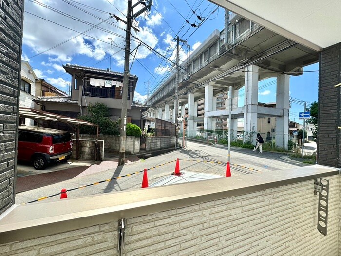 物件内観写真22　(室内からの展望)