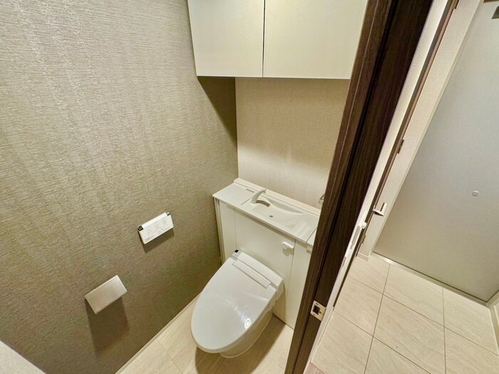 物件内観写真14　(トイレ)