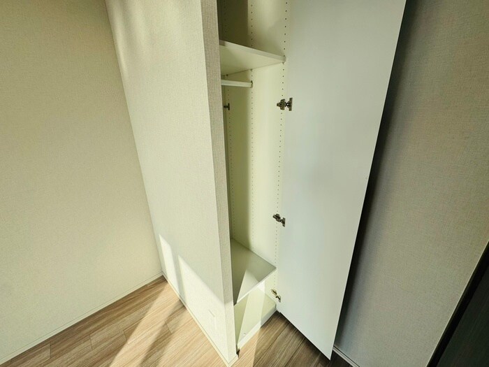 物件内観写真18　(収納)