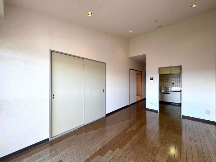 物件内観写真8　(居室)