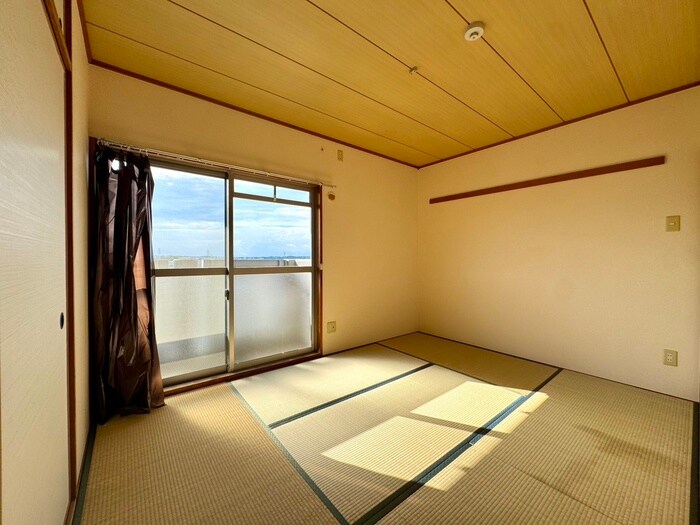 物件内観写真10　(居室)