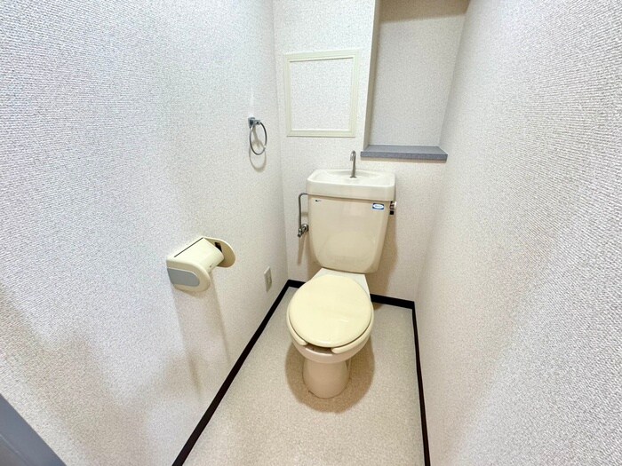 物件内観写真13　(トイレ)