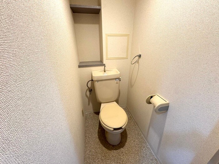 物件内観写真13　(トイレ)