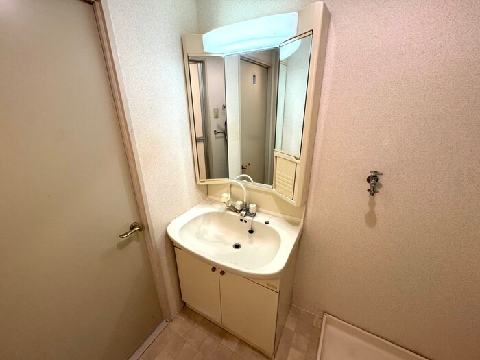 物件内観写真14　(洗面)