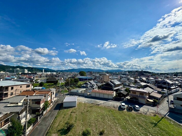 物件内観写真17　(室内からの展望)