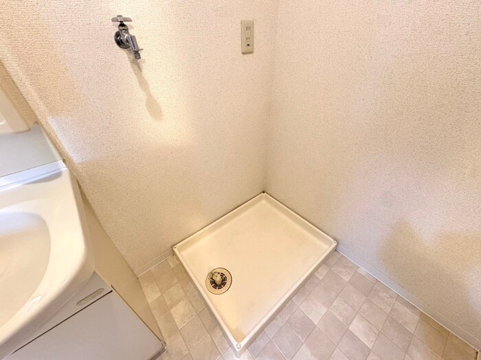 物件内観写真20　(洗濯機置場)