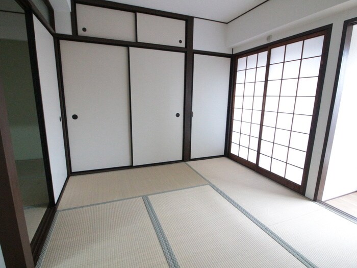 物件内観写真7　(居室)