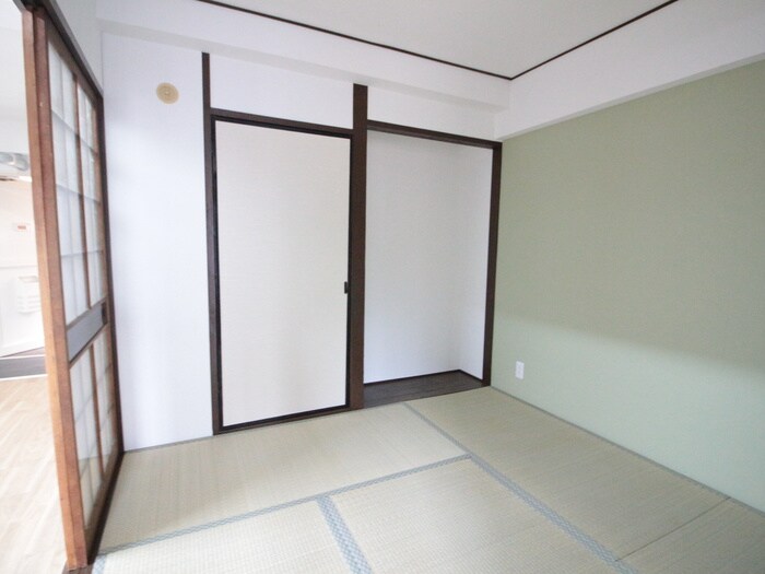 物件内観写真9　(居室)