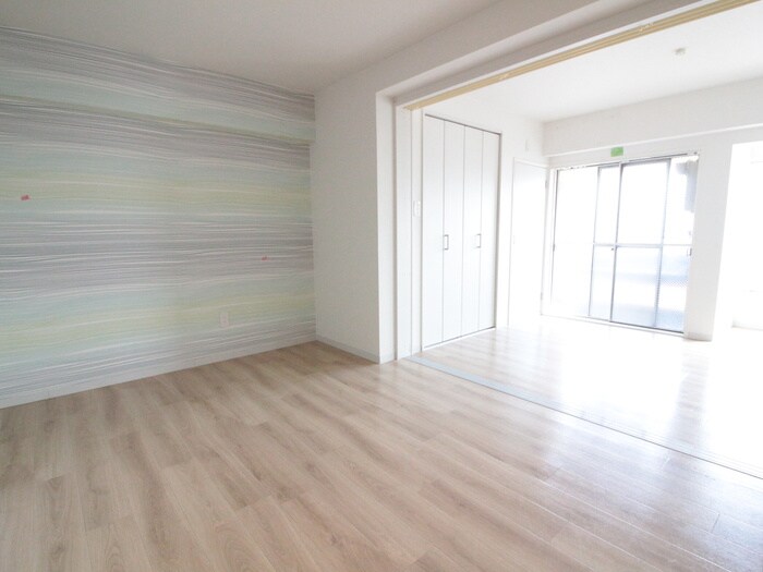 物件内観写真11　(居室)