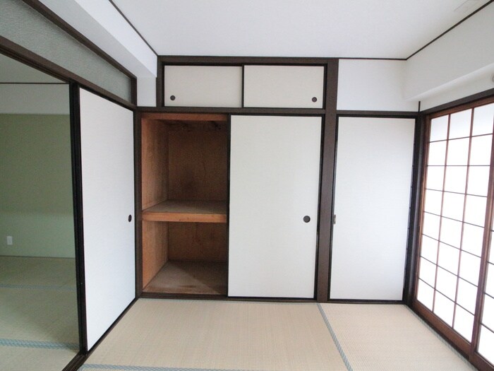 物件内観写真21　(収納)