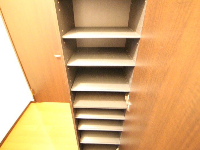 物件内観写真9　(靴箱)