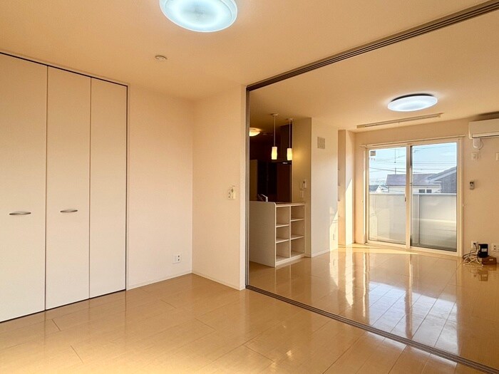 物件内観写真7　(居室)