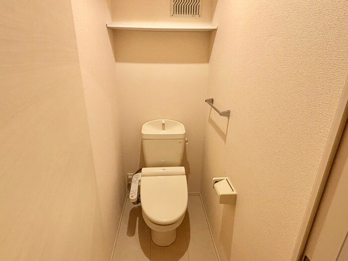 物件内観写真12　(トイレ)