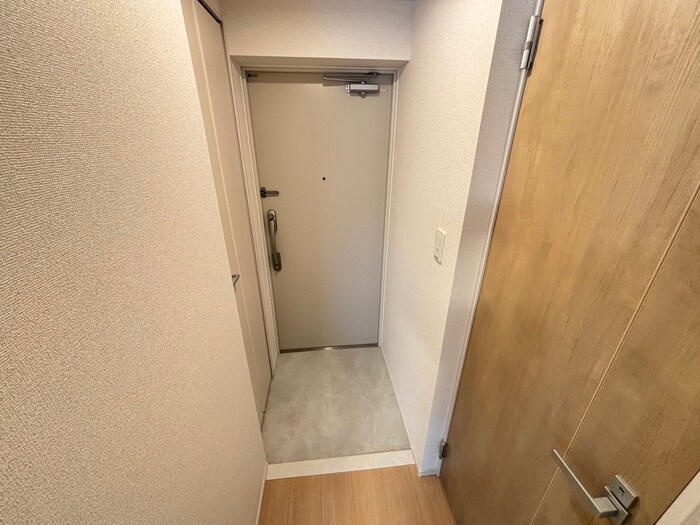 物件内観写真15　(玄関)