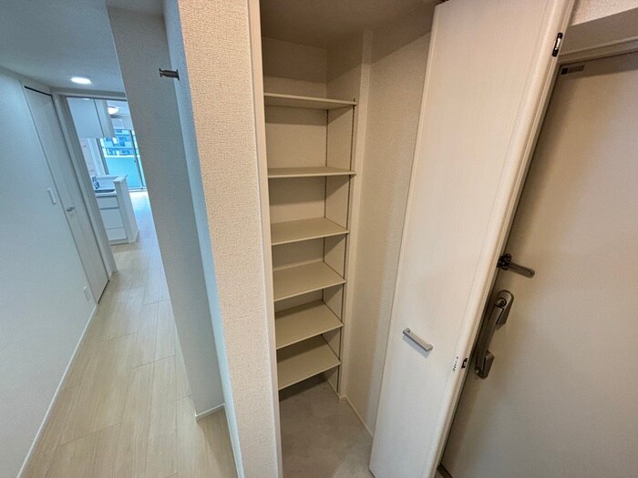 物件内観写真16　(靴箱)