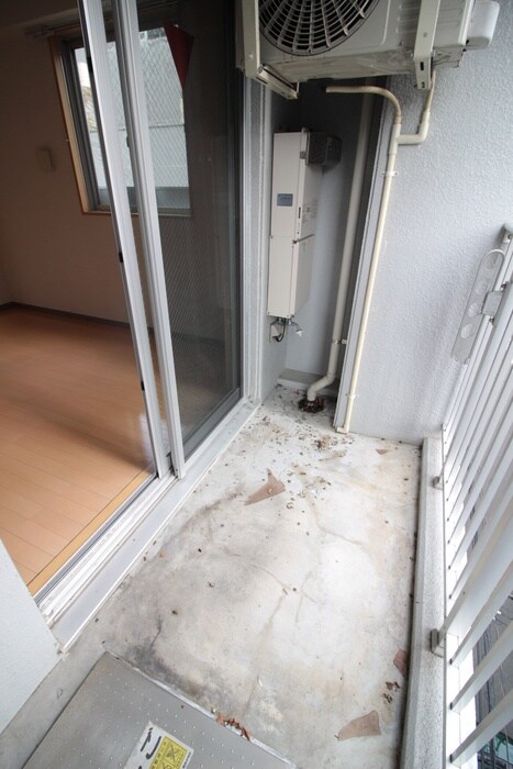 物件内観写真14　(洗濯機置場)