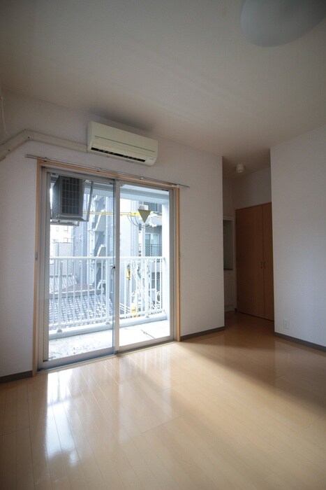 物件内観写真16　(廊下)