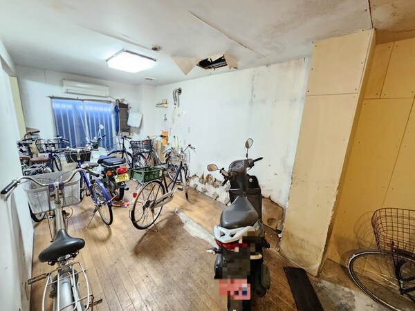 駐輪場