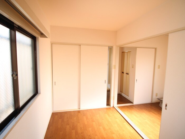 物件内観写真18　(居室)