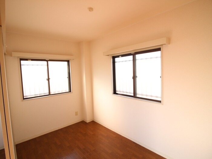 物件内観写真19　(居室)