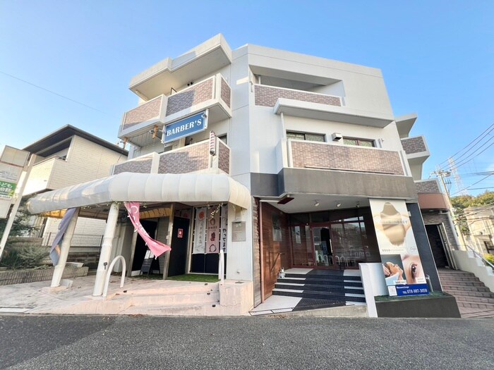 物件外観写真1　(外観写真)