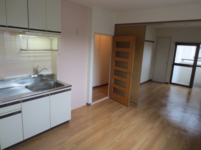 物件内観写真7　(居室)