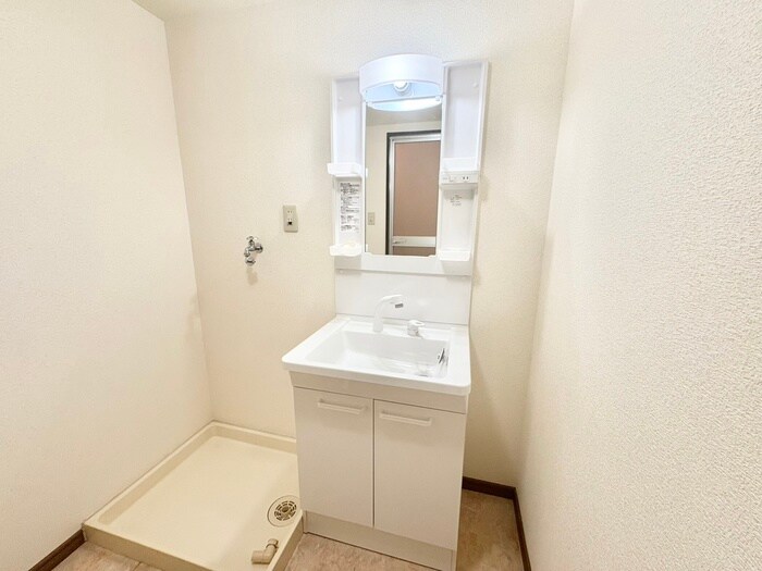 物件内観写真9　(洗面)