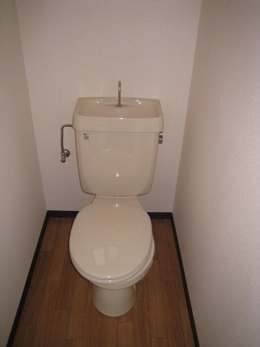 物件内観写真9　(トイレ)