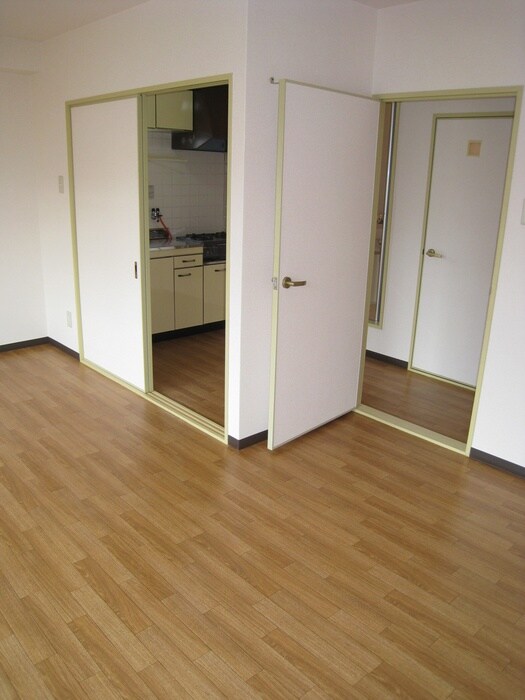 物件内観写真12　(内観写真)