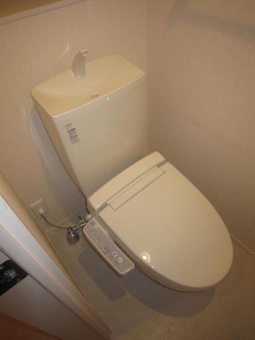 物件内観写真16　(トイレ)