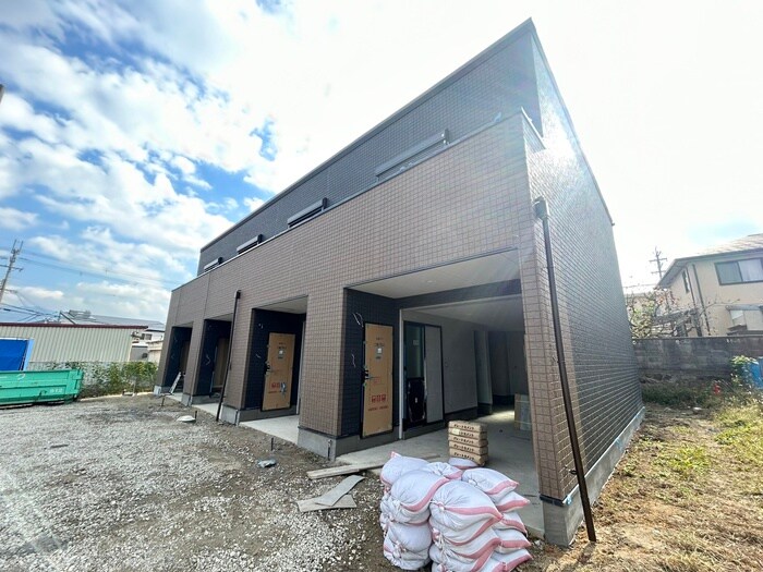 物件外観写真6　(建築中)