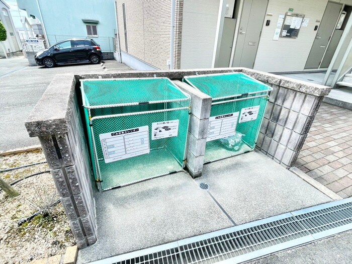 物件外観写真3　(建物設備)