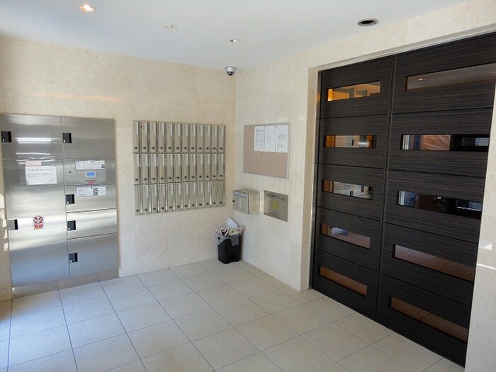 物件外観写真4　(建物設備)