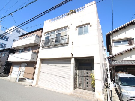 鳳東町二丁貸店舗外観写真