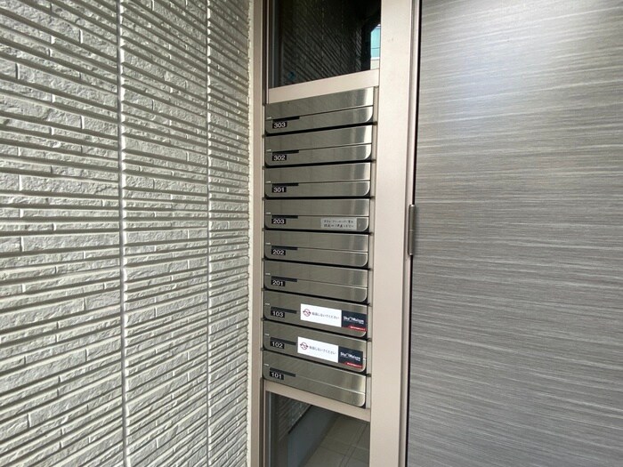 物件外観写真4　(建物設備)