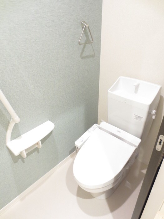 物件内観写真12　(トイレ)