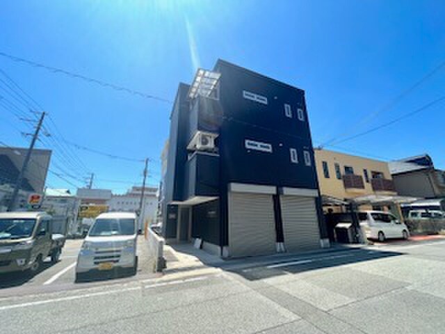 物件外観写真2　(外観写真)