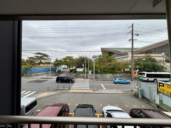 物件内観写真13　(室内からの展望)