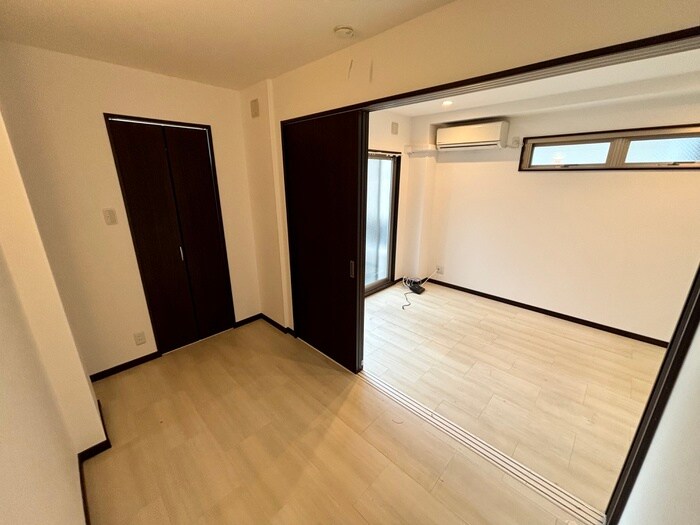 物件内観写真15　(居室)
