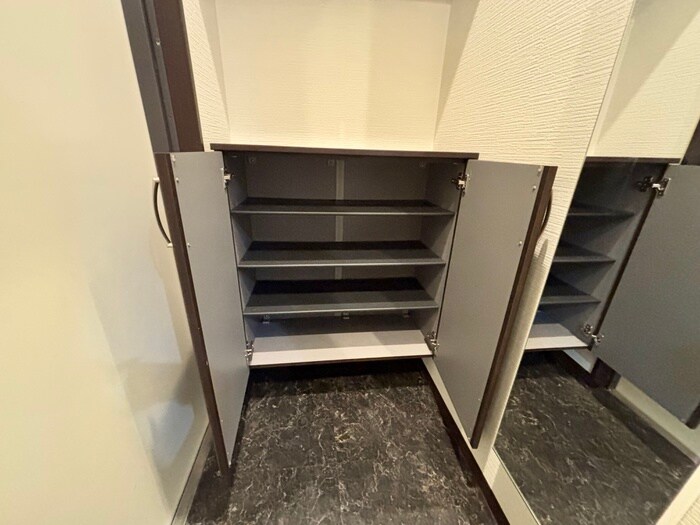 物件内観写真18　(靴箱)