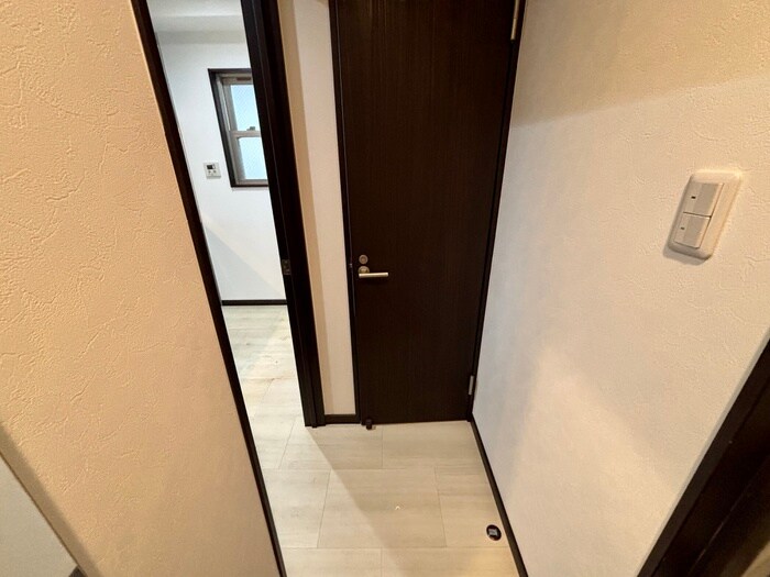 物件内観写真19　(廊下)