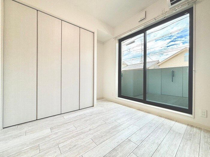 物件内観写真10　(居室)