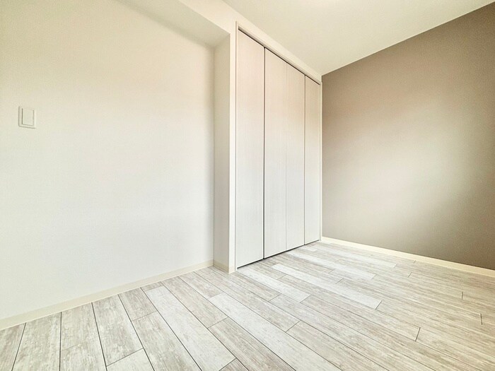 物件内観写真11　(居室)