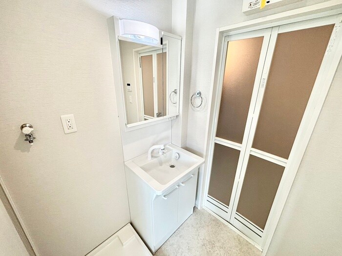 物件内観写真17　(洗面)